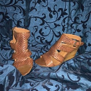 Franco Sarto brown wedge